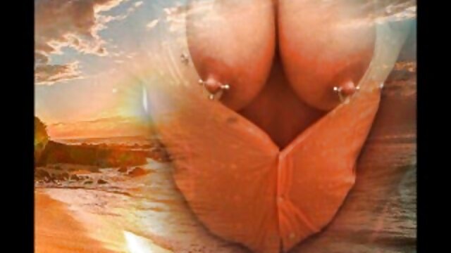 Jynx xvideos vestidos curtos Maze faz um broche preto e fode gentilmente em um passo doce
