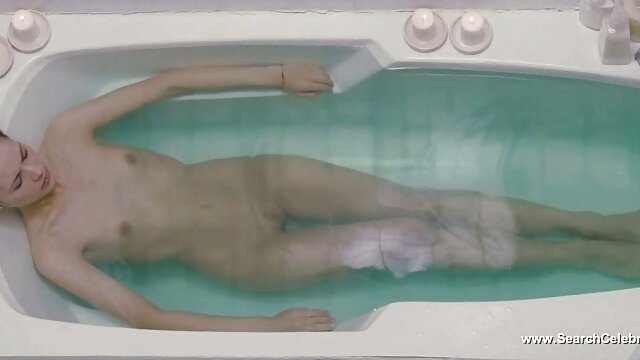 A Lana Kendrick preparou a webcam para te aquecer com as mamas gordas vestido porn dela em fevereiro.