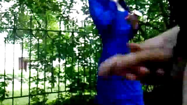 Kelsi Monroe vestido porn a ser fodida pelo Macana guy