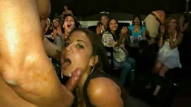 Lesbea Teen lesbian paramours Queening in lingerie dá pussy porn vestido licking highlights