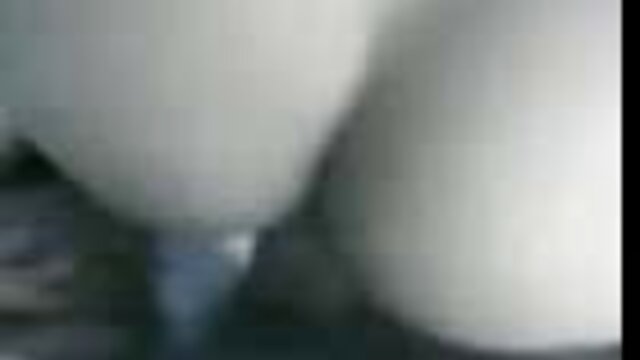 Chichi porno vestido sem calcinha lésbico brincar ao prazer com miúdas fabulosas