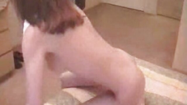Lisey apetitosa xnxx de vestido tem cachimbo de carne e vibrador gordo no rabo ao mesmo tempo